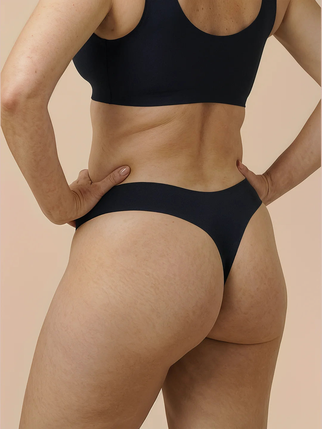 Nahtloser Brazilian | Leichter Urinverlust | Ultraweich & nahtlos | 100% auslaufsicher & Bio-Baumwolle | Schwarz