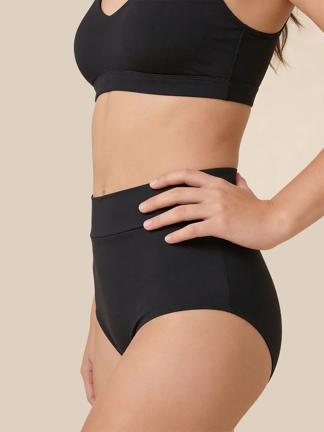 Menstruation Schwimmbrief Teenager | Extra intensiv | 100 % auslaufsicher | Schwarz